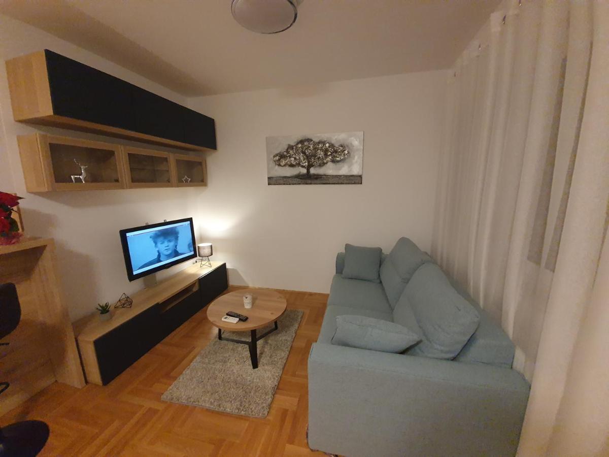 Apartman Luka Загреб Экстерьер фото