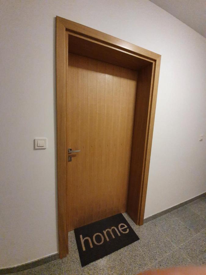 Apartman Luka Загреб Экстерьер фото